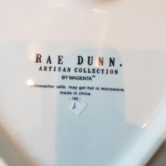 RAE DUNN AUTHENTIC HEART PLATE - XOXO - Picture 2 of 3